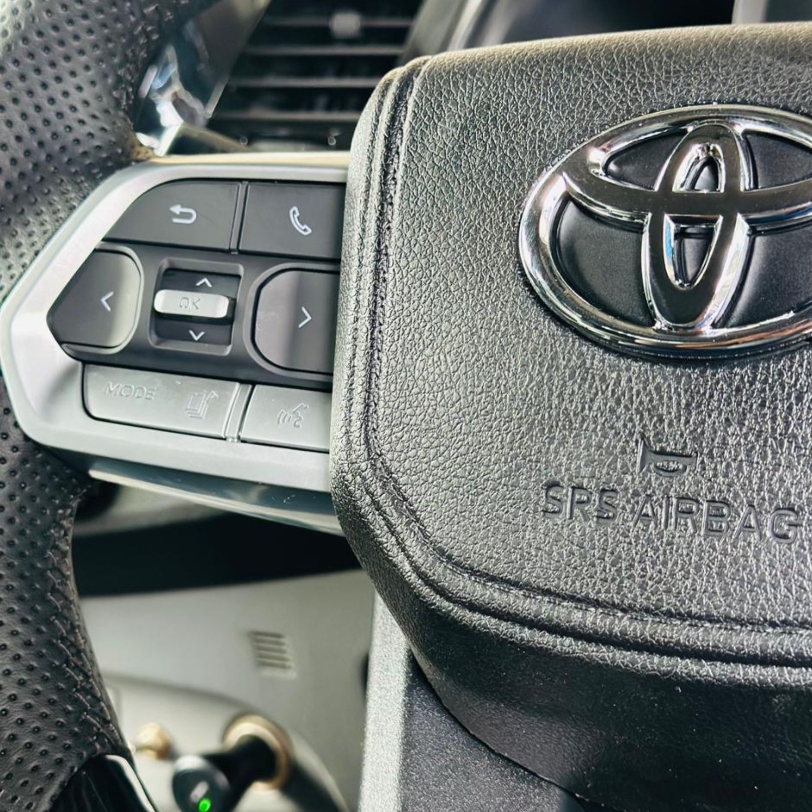 Toyota GR Sport Carbon Fiber Steering Wheel - Image 3